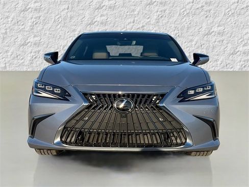 New 2025 Lexus ES 350 Ultra Luxury image 8
