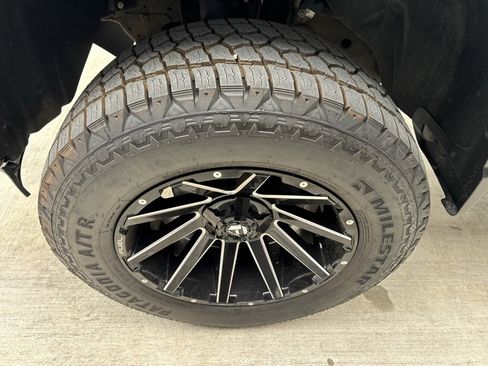 Used 2025 Chevrolet Silverado 1500 LT image 21