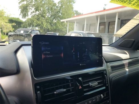 Used 2023 Lexus GX 460 Premium w/ Premium Package image 20