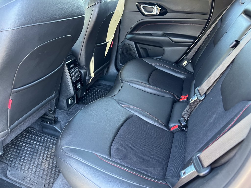 Used 2024 Jeep Compass Trailhawk AWD/4WD image 13