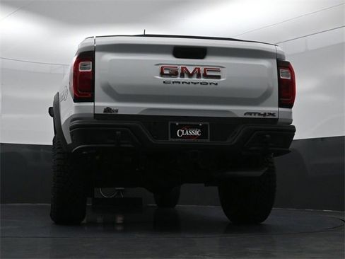 New 2024 GMC Canyon AT4X w/ AT4X AEV Edition image 24