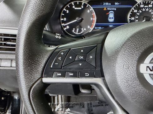 Used 2022 Nissan Altima 2.5 SV FWD image 14