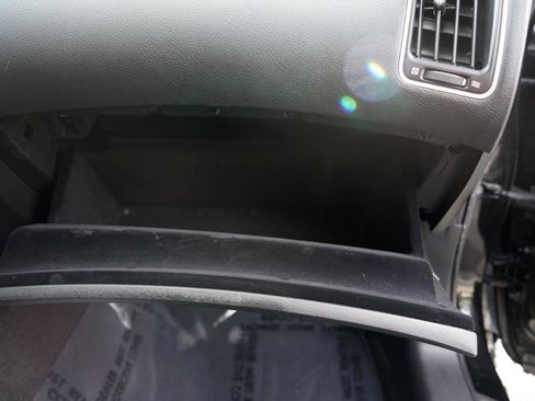 Used 2015 INFINITI Q50 2.0t w/ Moonroof Package image 71