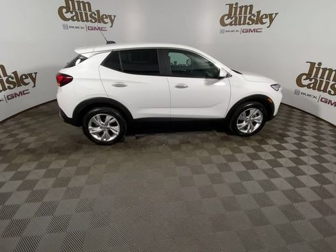 Used 2024 Buick Encore GX Preferred AWD/4WD image 9