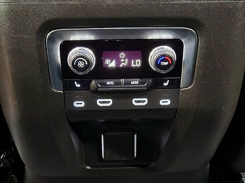 Used 2021 GMC Yukon XL Denali RWD image 51
