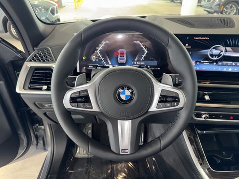 New 2026 BMW X5 xDrive40i w/ M Sport Package image 16