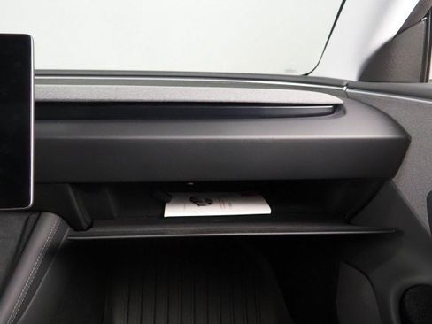 Used 2025 Tesla Model 3 Long Range RWD image 46