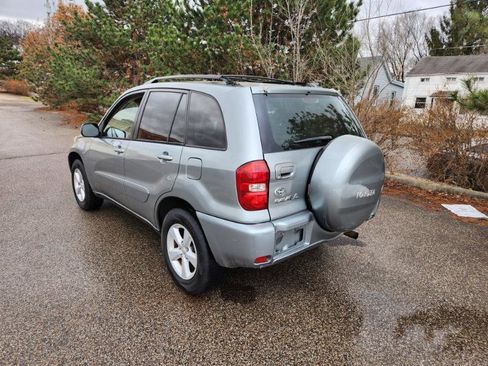 Used 2004 Toyota RAV4 2WD image 6