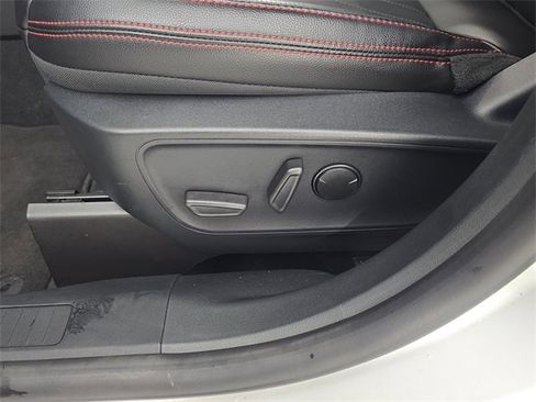 Used 2025 Ford Escape ST-Line Elite w/ Premium Technology Package image 17