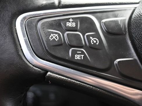 Used 2019 Chevrolet Equinox Premier image 27