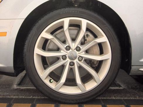 Used 2019 Audi A4 2.0T Premium Plus AWD/4WD image 7
