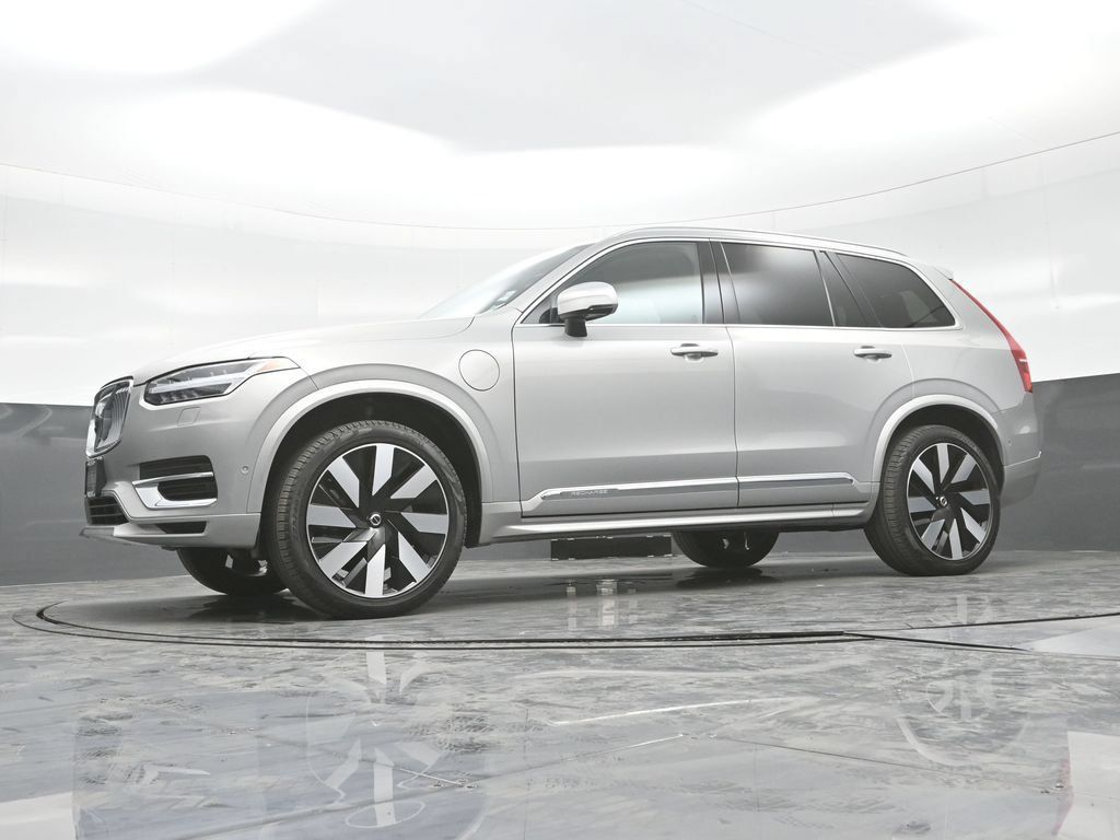 Used 2023 Volvo XC90 T8 Ultimate AWD/4WD image 30