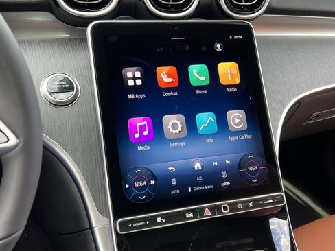 New 2026 Mercedes-Benz C 300 4MATIC Sedan image 18