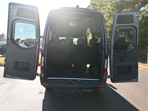 Used 2025 Mercedes-Benz Sprinter 2500 image 22