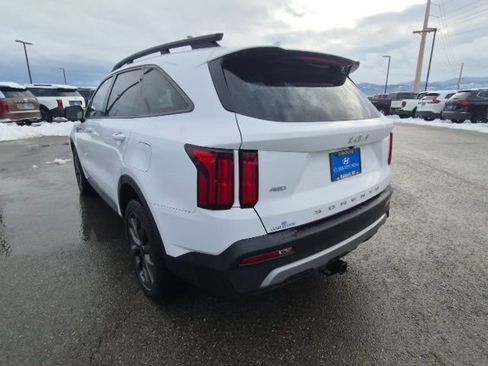 Used 2022 Kia Sorento SX Prestige w/ Rust Color Package image 7