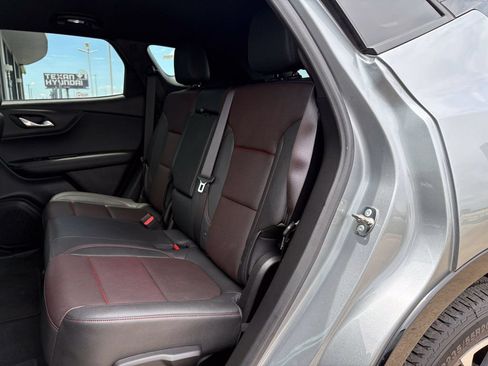 Used 2025 Chevrolet Blazer RS FWD image 14