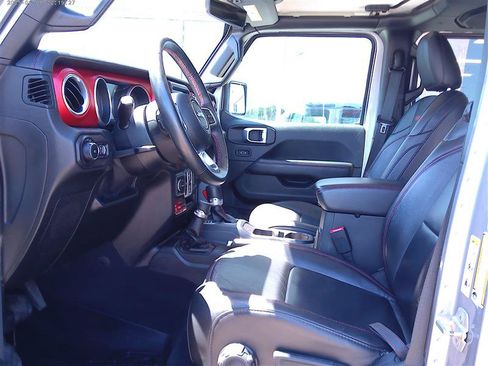 Used 2018 Jeep Wrangler Unlimited Rubicon AWD/4WD image 5