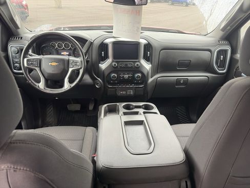 Used 2022 Chevrolet Silverado 1500 LT image 14