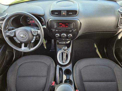 Used 2015 Kia Soul + image 30