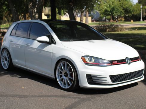 Used 2017 Volkswagen GTI Sport FWD image 45
