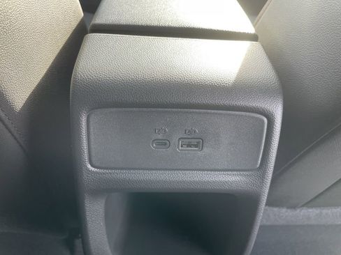 New 2026 Chevrolet Trax RS w/ Sunroof Package image 36