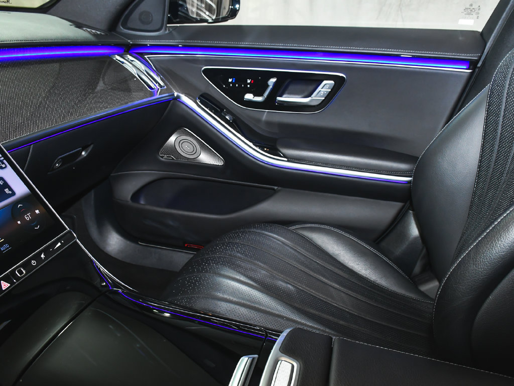 Used 2022 Mercedes-Benz S 500 4MATIC w/ AMG Line Package image 55