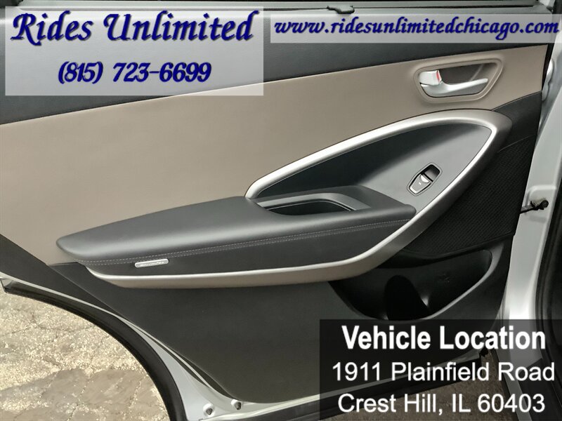 Used 2014 Hyundai Santa Fe GLS FWD image 24