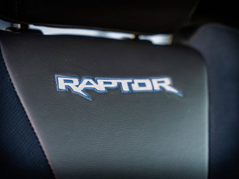 Certified 2019 Ford F150 Raptor w/ Equipment Group 802A Luxury image 12