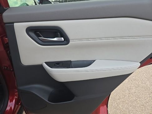 New 2026 Nissan Rogue SV image 28