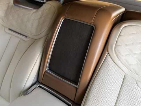 Used 2022 Land Rover Range Rover SV image 37