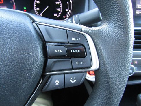 Used 2020 Honda Accord EX image 20