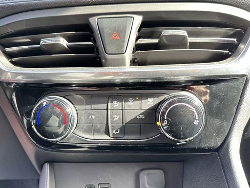 Used 2024 Buick Encore GX Sport Touring image 16