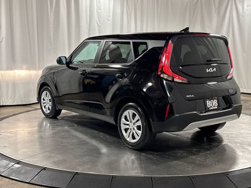 Certified 2023 Kia Soul LX image 7