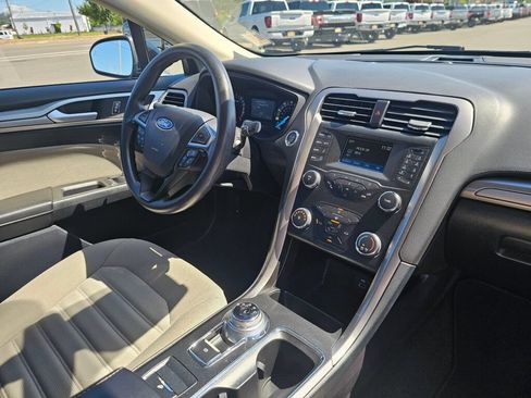Used 2019 Ford Fusion S FWD image 10