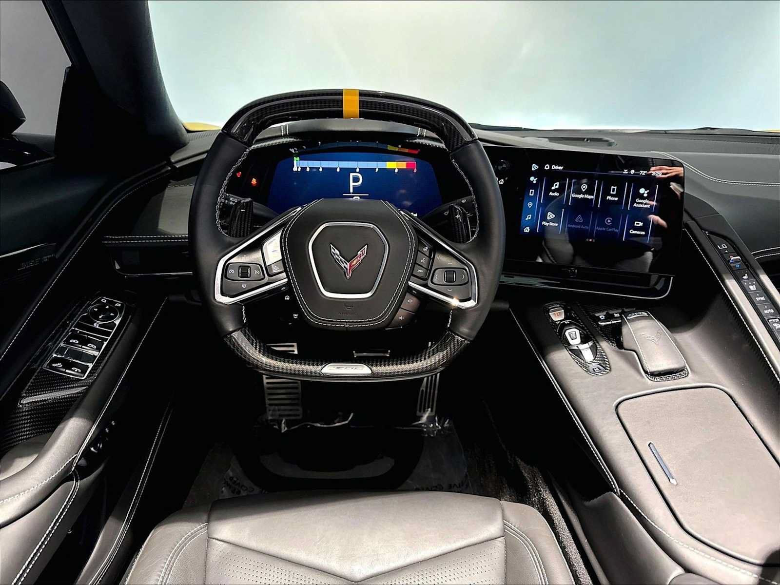 Used 2025 Chevrolet Corvette Z06 w/ Stealth Interior Trim Package RWD image 16