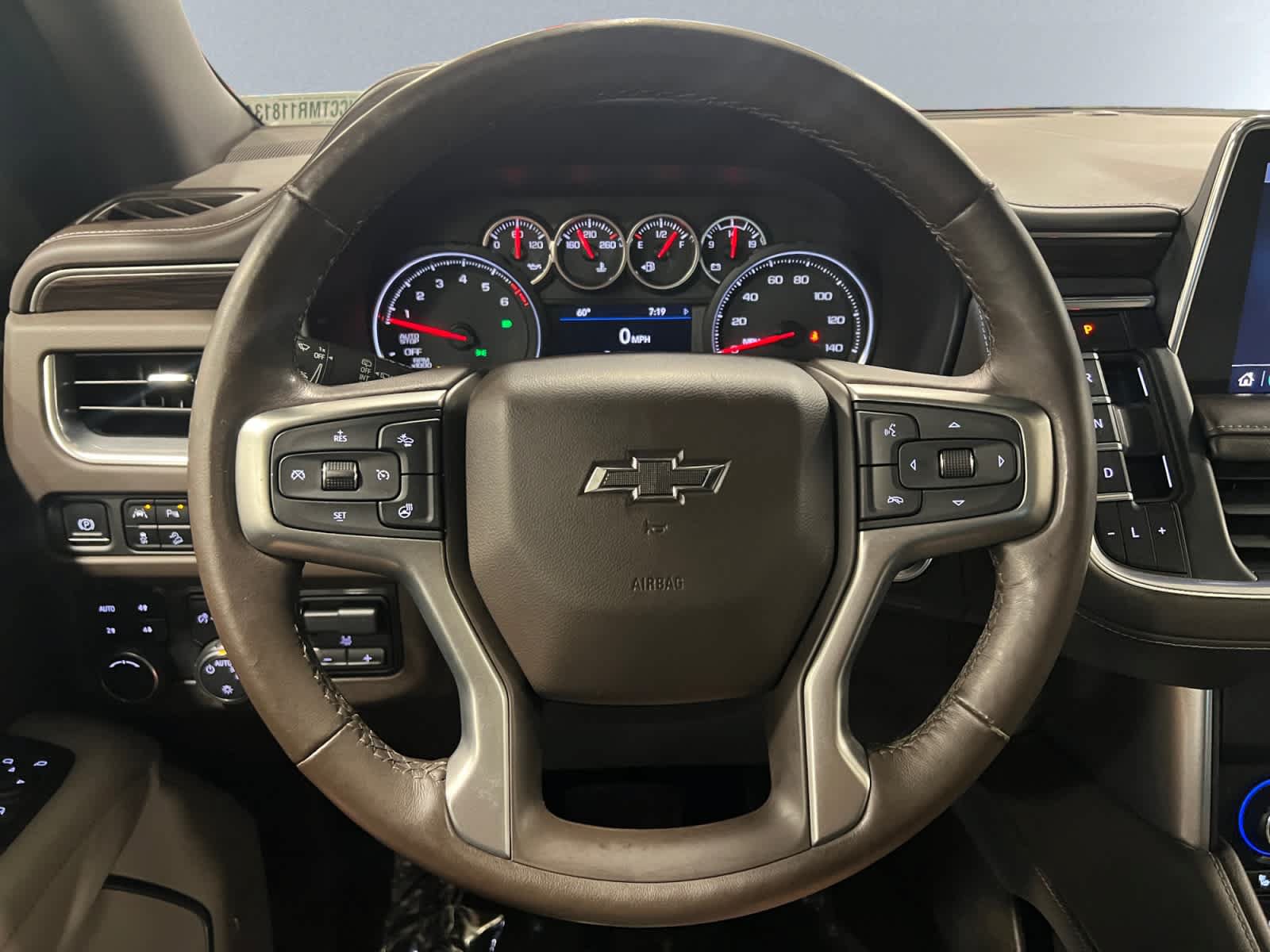 Used 2021 Chevrolet Tahoe Z71 w/ Z71 Signature Package AWD/4WD image 17