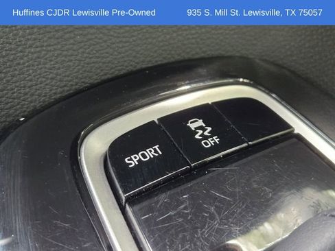 Used 2021 Toyota Corolla SE FWD image 26