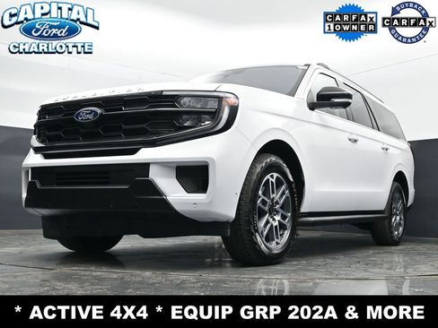 Used 2025 Ford Expedition Max Active AWD/4WD image 23