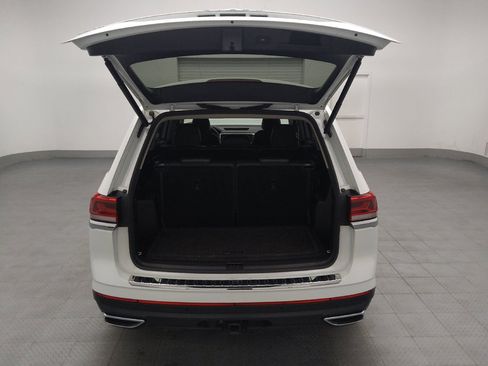 Used 2023 Volkswagen Atlas SE w/ Black Wheel Package FWD image 29