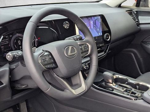 Used 2025 Lexus NX 350 AWD image 12