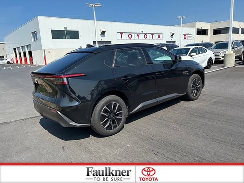 Used 2026 Toyota bZ FWD image 8