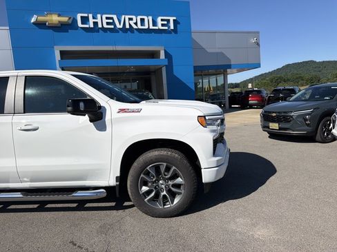 New 2026 Chevrolet Silverado 1500 RST w/ RST All Star Premium Package AWD/4WD image 2
