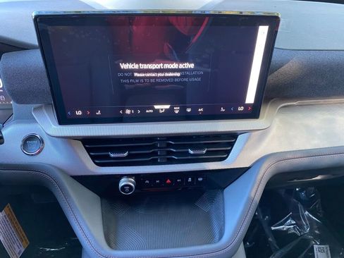 New 2026 Ford Explorer Active image 13