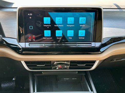 New 2026 Volkswagen Atlas Cross Sport SE AWD/4WD image 20