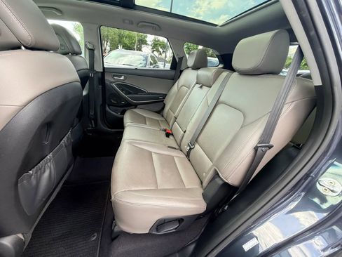 Used 2017 Hyundai Santa Fe FWD w/ SE Ultimate Tech Package 03 image 23