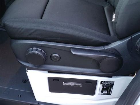 Used 2024 Mercedes-Benz Sprinter 2500 image 11