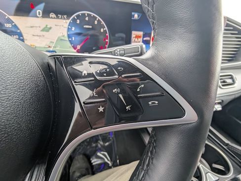 Used 2025 Mercedes-Benz GLE 350 4MATIC image 26