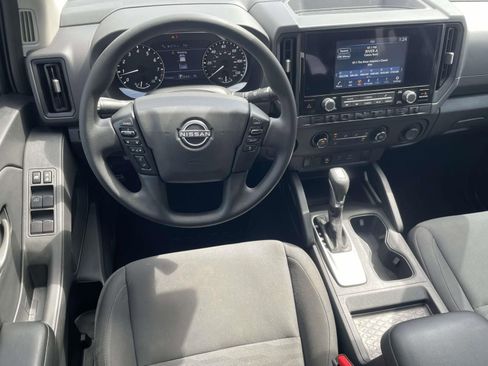 Used 2025 Nissan Frontier S image 11