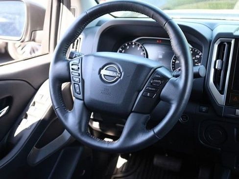 Certified 2025 Nissan Frontier SV w/ SV Convenience Package RWD image 23