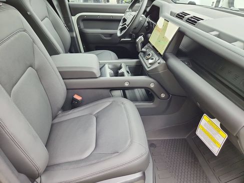 New 2026 Land Rover Defender 130 S AWD/4WD image 3